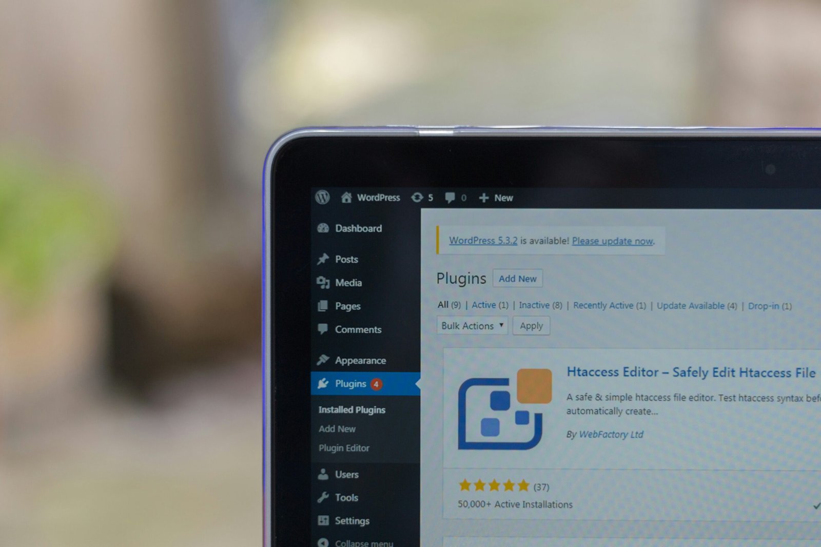 Best Free Responsive WordPress Themes for Any Niche (2025 Guide)